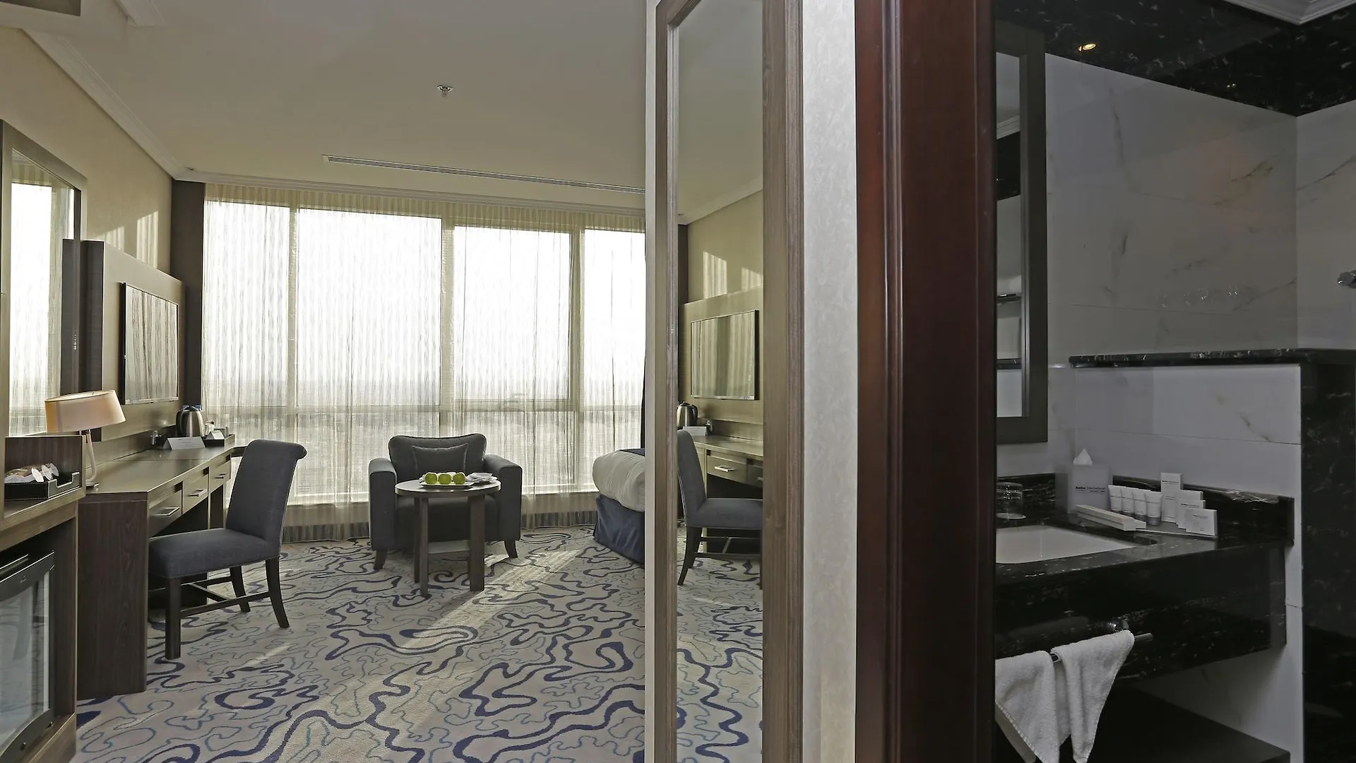 Swiss Flora Royal Hotel Riyadh 4*,